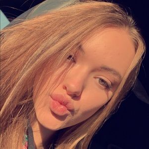 Meet your Posher, Kori